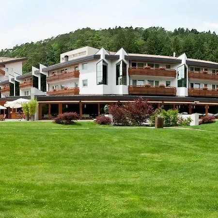 Hotel Grand Terme Di Comano 4*